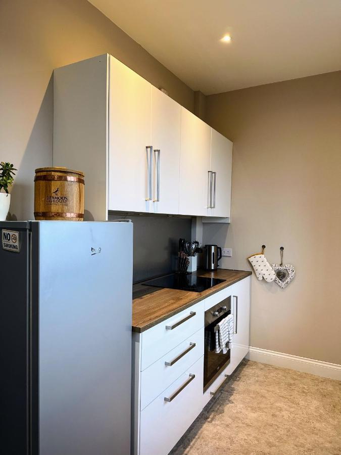5 Bedroom Central Penthouse Apartment Эдинбург Экстерьер фото